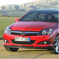 Бампер передний в цвет кузова Opel Astra H GTC (2004-2010) купе